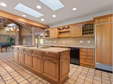 1880 Meadowview Lane, Reno, NV 89509 Photo