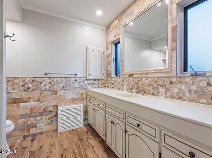 1880 Meadowview Lane, Reno, NV 89509 Photo