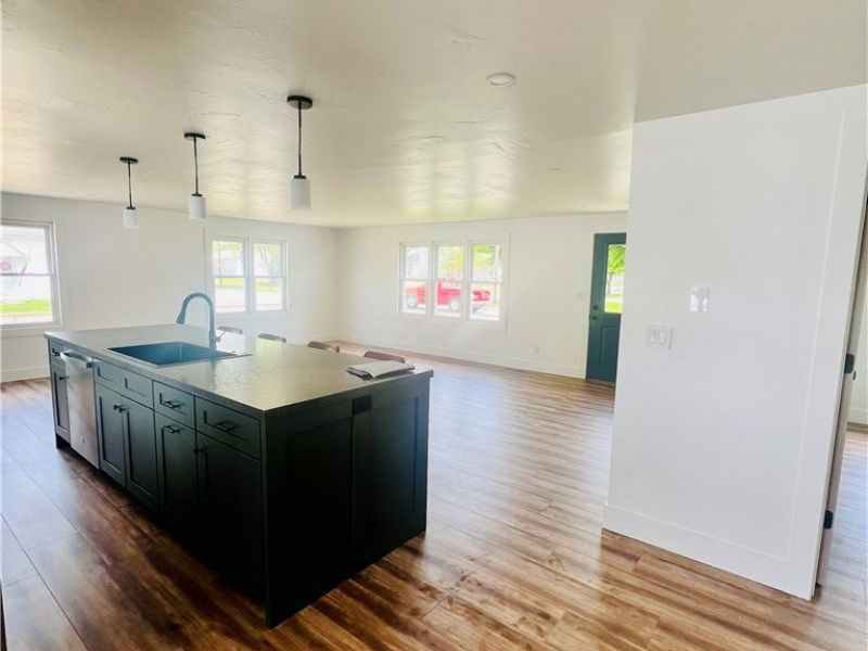 675 Jefferson Avenue, Cambridge, OH 43725 Photo 5