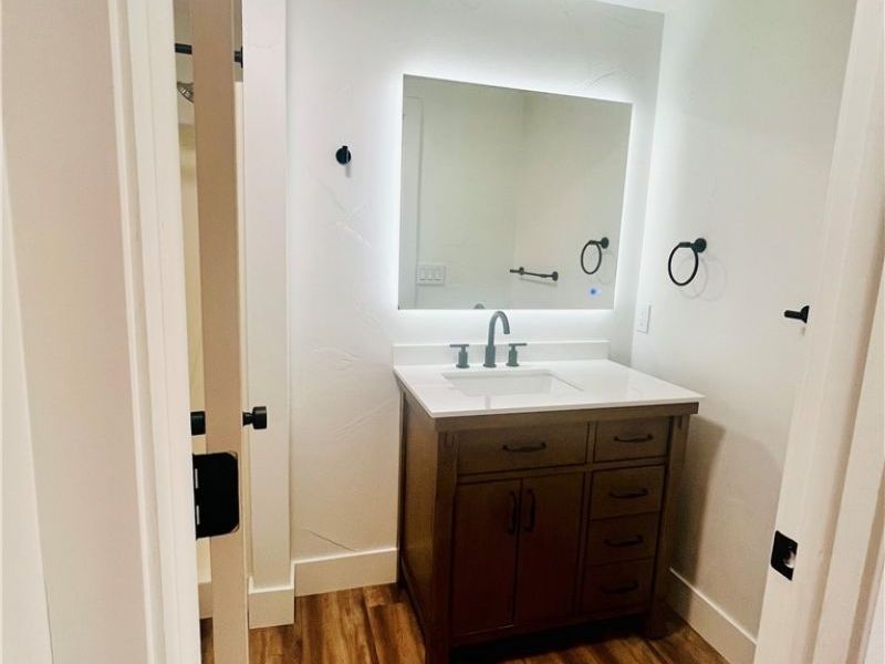 675 Jefferson Avenue, Cambridge, OH 43725 Photo 8