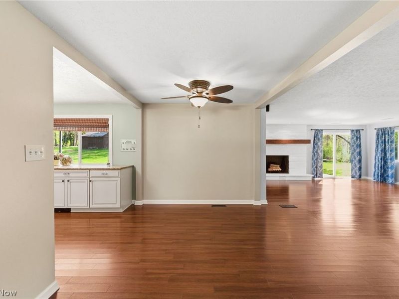 7819 Glenn Allen Drive , Sagamore Hills, OH 44067 Photo 11