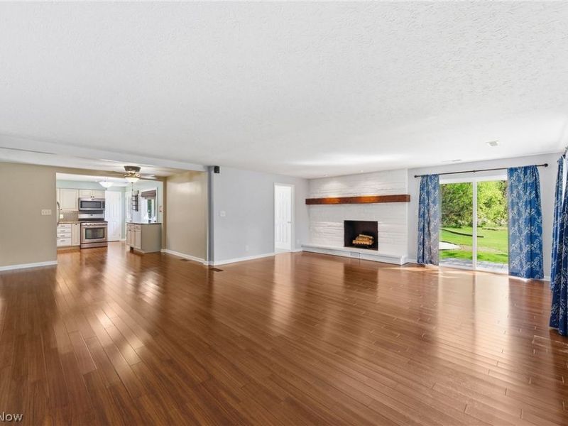 7819 Glenn Allen Drive , Sagamore Hills, OH 44067 Photo 14