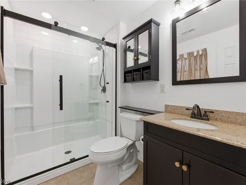 7819 Glenn Allen Drive , Sagamore Hills, OH 44067 Photo 23