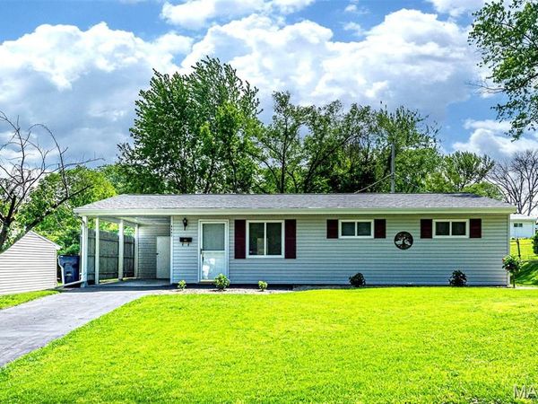 9462 Margo Ann Lane, St Louis, MO 63134