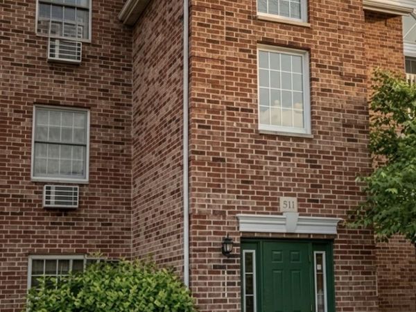 531 Leah Lane , Unit 3C, Woodstock, IL 60098