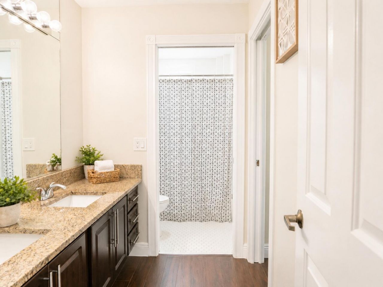 8111 Northboro Court, Unit 11d, Lake Clarke Shores, FL 33406 Photo