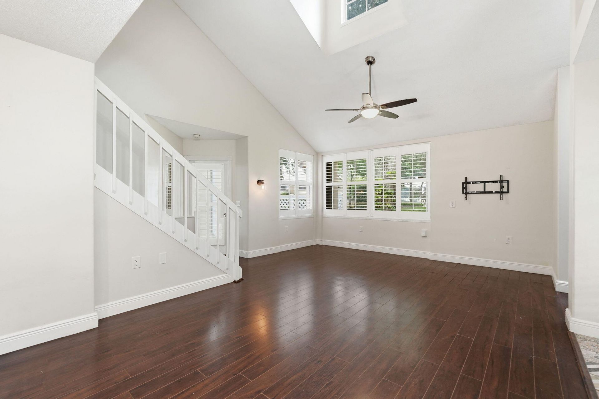 8111 Northboro Court, Unit 11d, Lake Clarke Shores, FL 33406 Photo