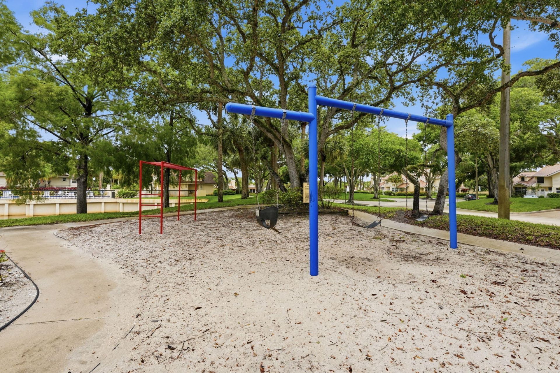 8111 Northboro Court, Unit 11d, Lake Clarke Shores, FL 33406 Photo