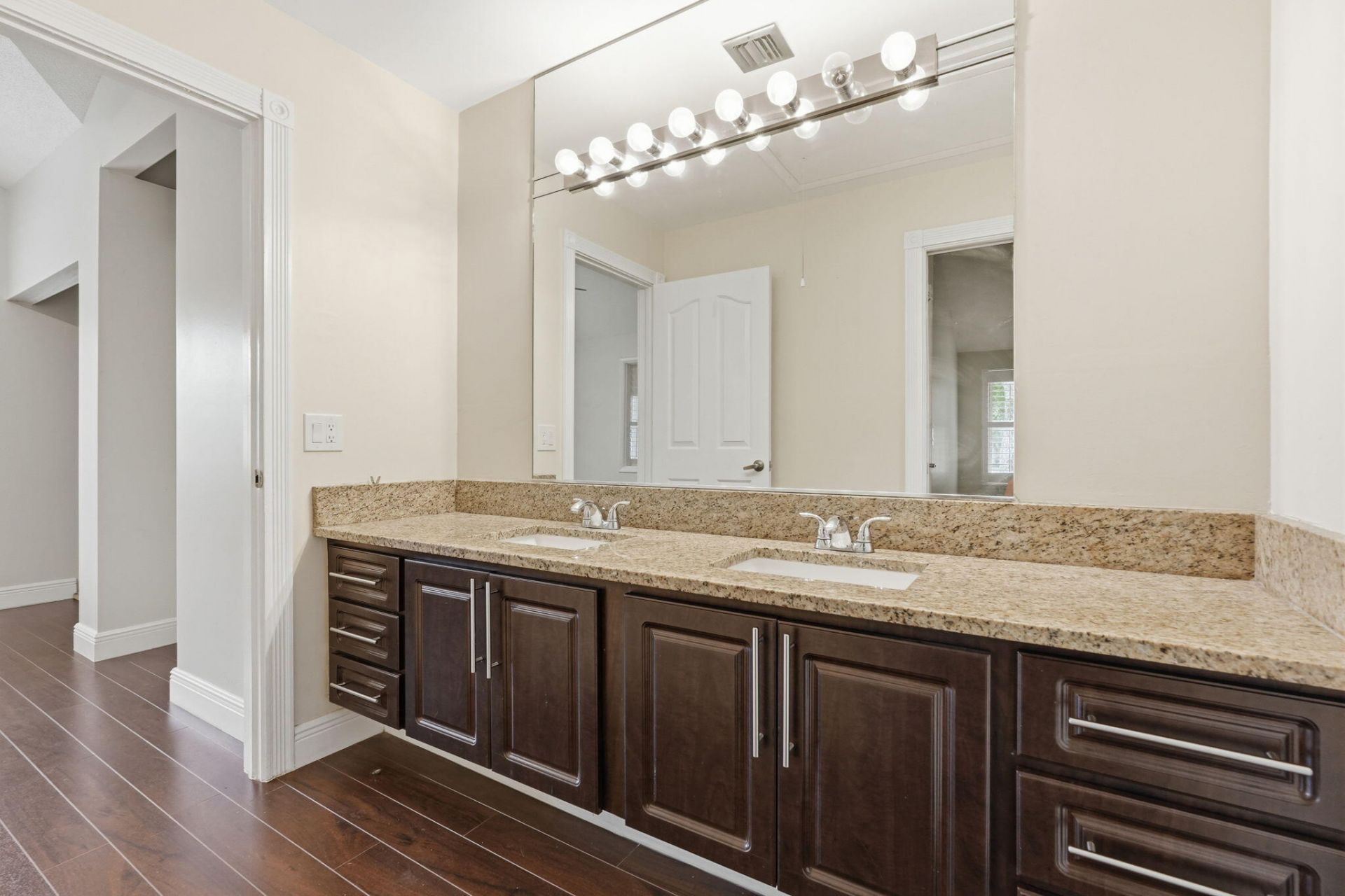 8111 Northboro Court, Unit 11d, Lake Clarke Shores, FL 33406 Photo