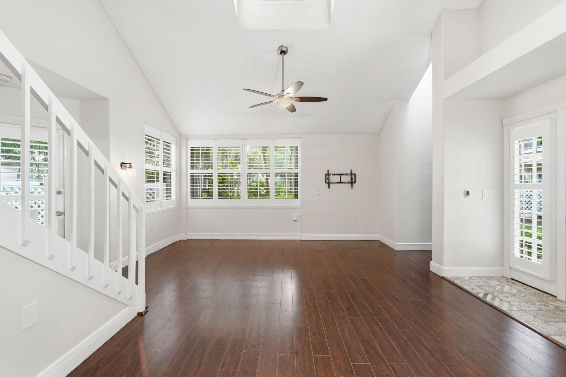 8111 Northboro Court, Unit 11d, Lake Clarke Shores, FL 33406 Photo