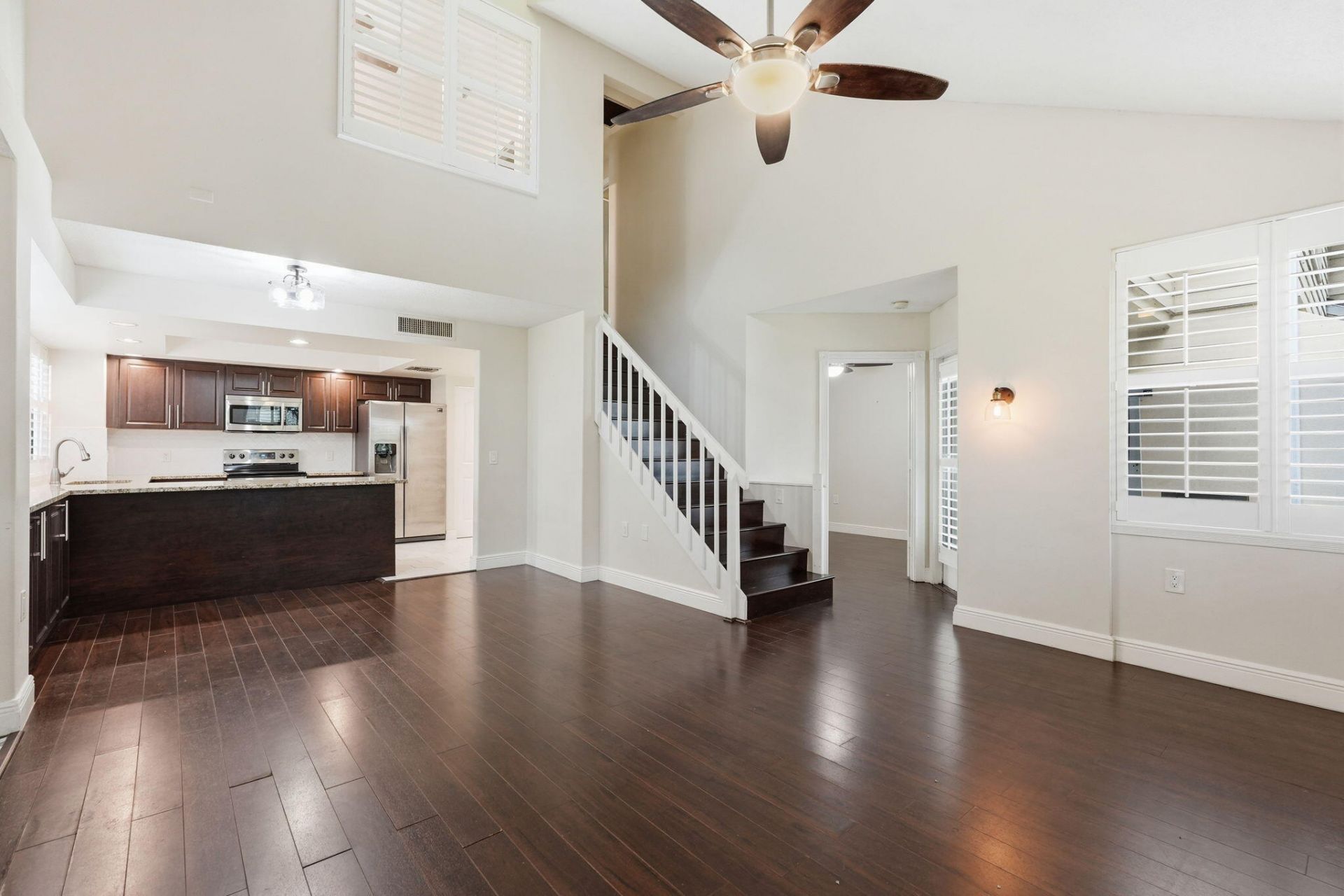 8111 Northboro Court, Unit 11d, Lake Clarke Shores, FL 33406 Photo