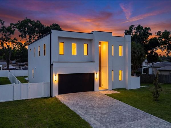 2308 N ELCOE DRIVE , TAMPA, FL 33603