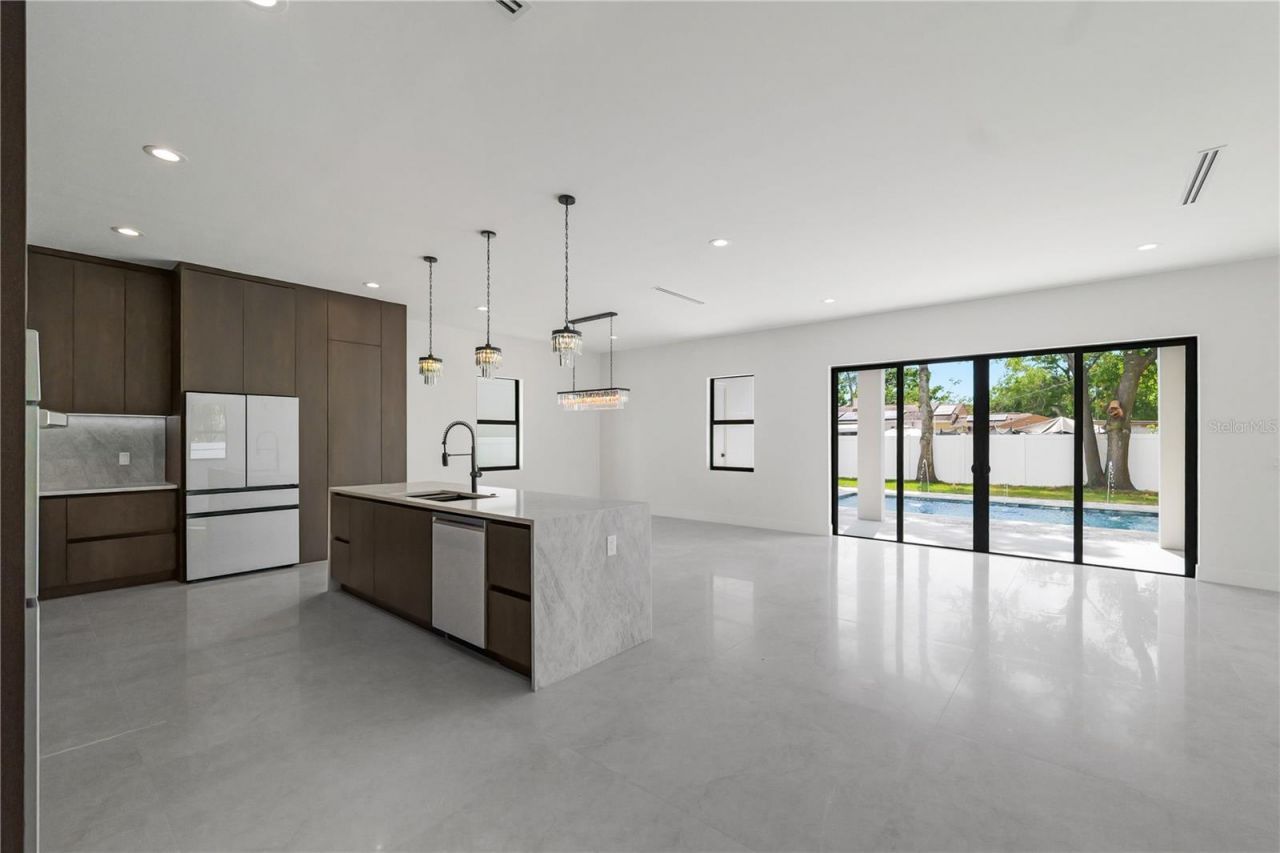 2308 1/2 N Elcoe Drive, Tampa, FL 33603 Photo