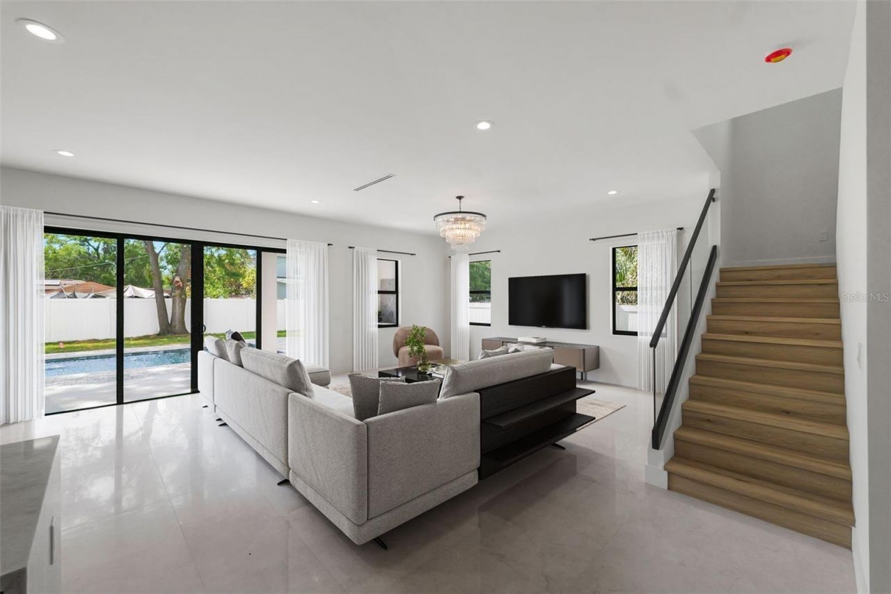 2308 1/2 N Elcoe Drive, Tampa, FL 33603 Photo