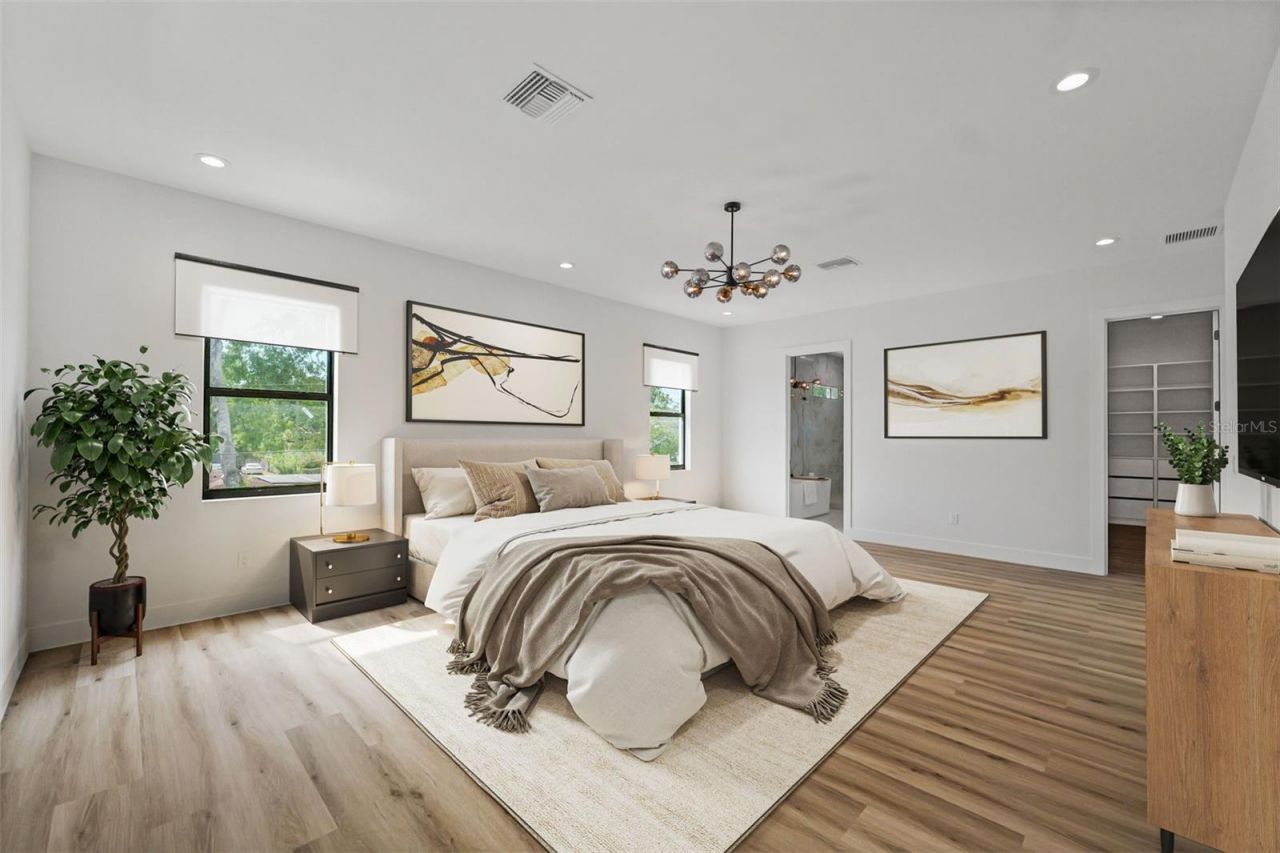2308 1/2 N Elcoe Drive, Tampa, FL 33603 Photo