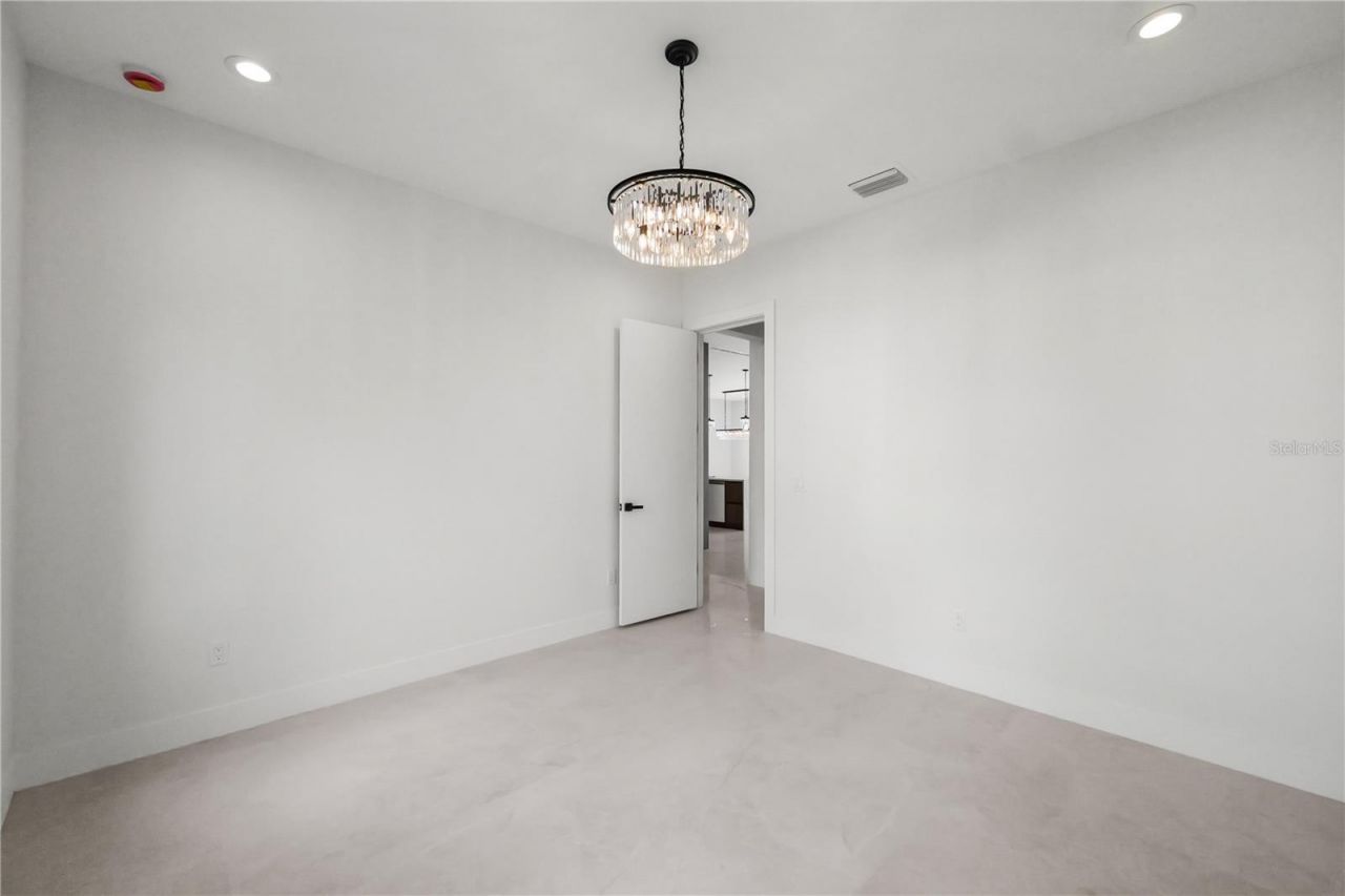 2308 1/2 N Elcoe Drive, Tampa, FL 33603 Photo
