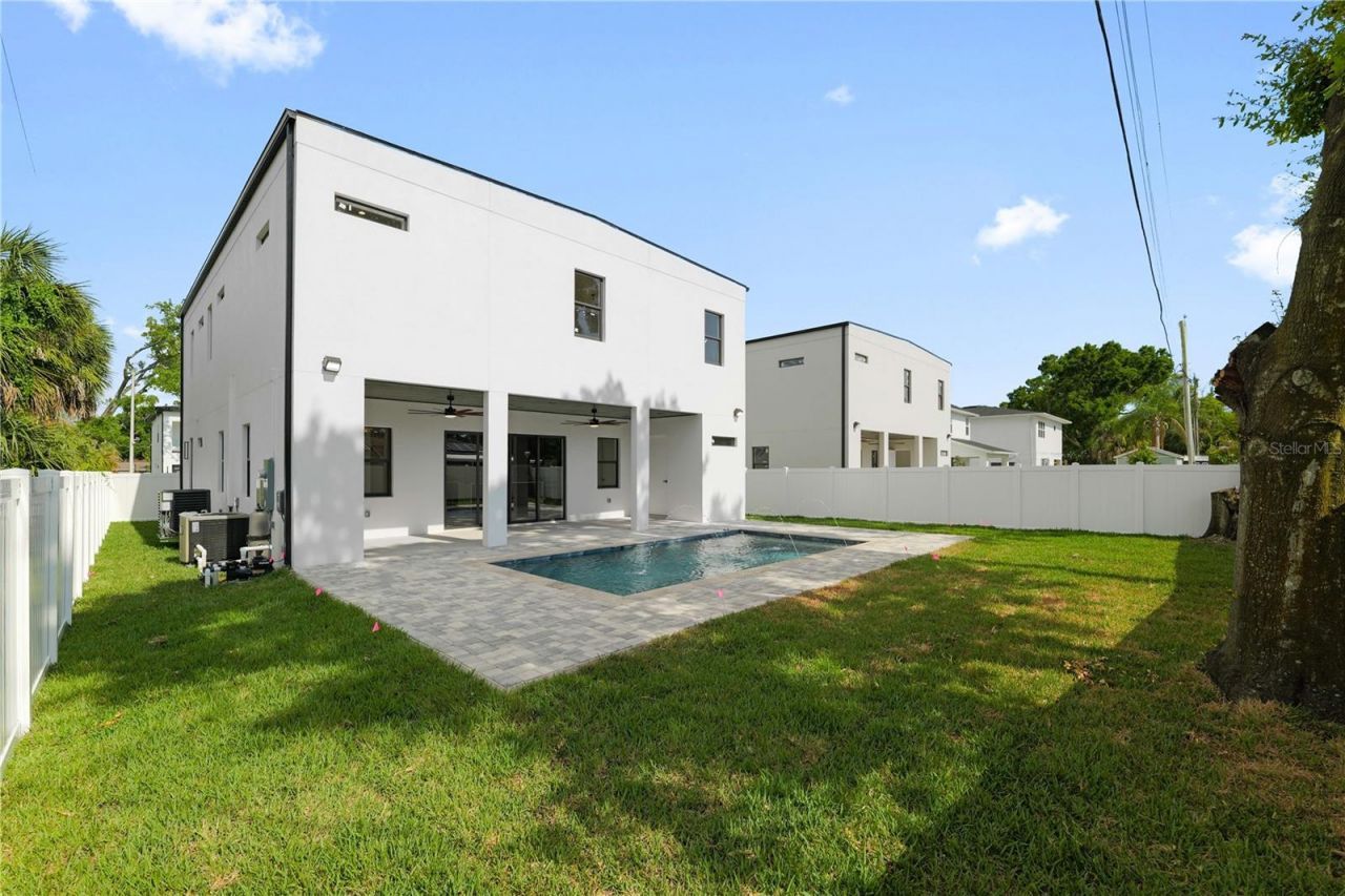2308 1/2 N Elcoe Drive, Tampa, FL 33603 Photo