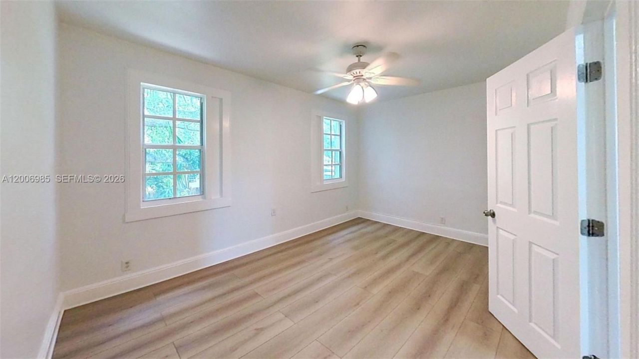 8240 NE 3rd Ave, Unit UPPER, Miami, FL 33138 Photo