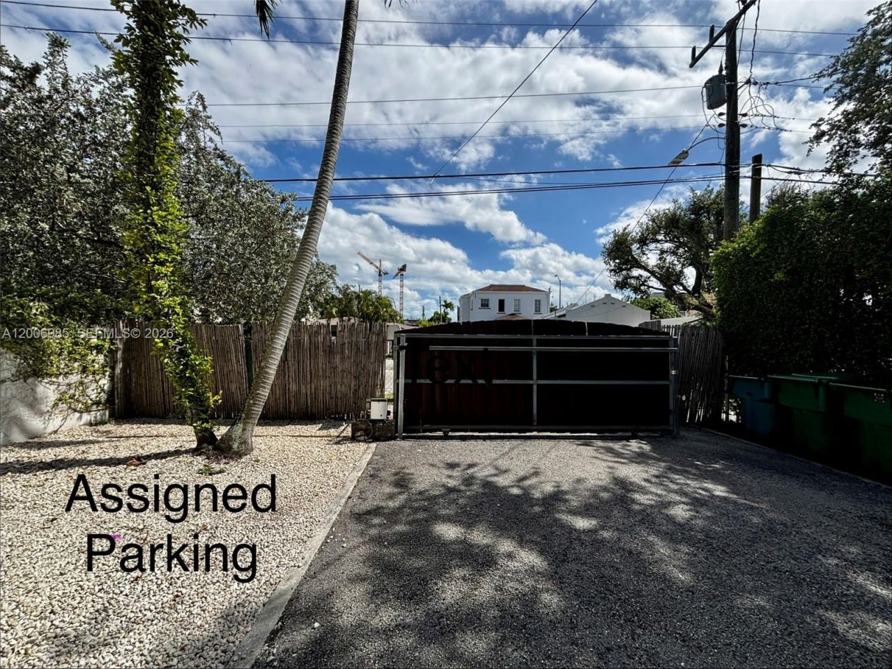 8240 NE 3rd Ave, Unit UPPER, Miami, FL 33138 Photo