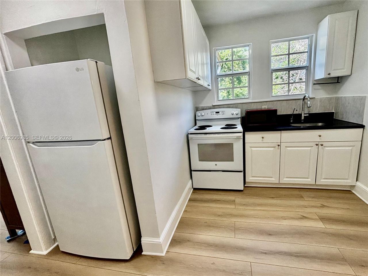 8240 NE 3rd Ave, Unit UPPER, Miami, FL 33138 Photo
