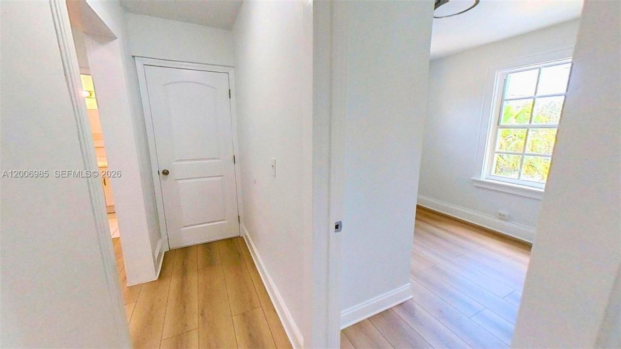 8240 NE 3rd Ave, Unit UPPER, Miami, FL 33138 Photo