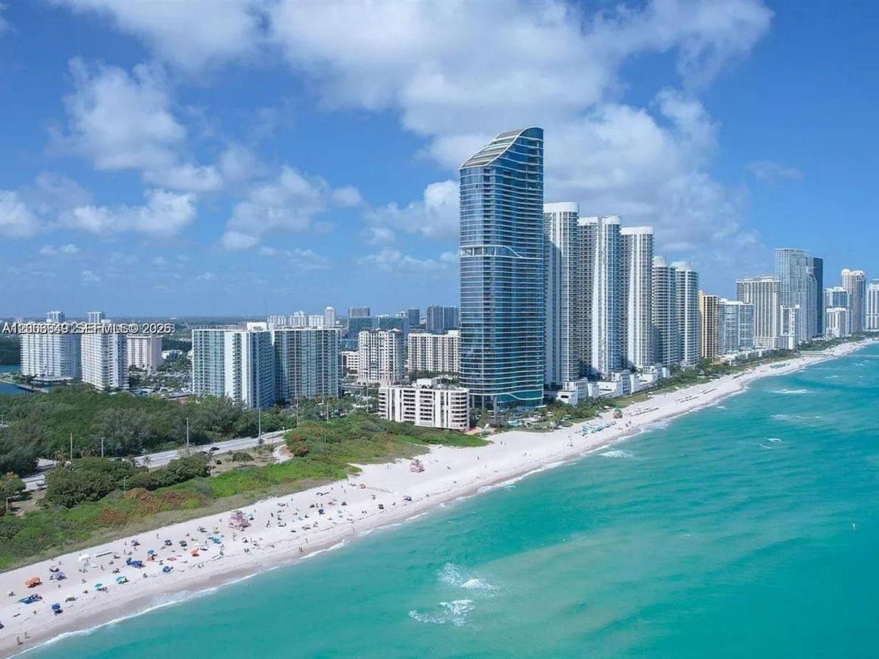 100 Bayview Dr, Unit 508, Sunny Isles Beach, FL 33160 Photo
