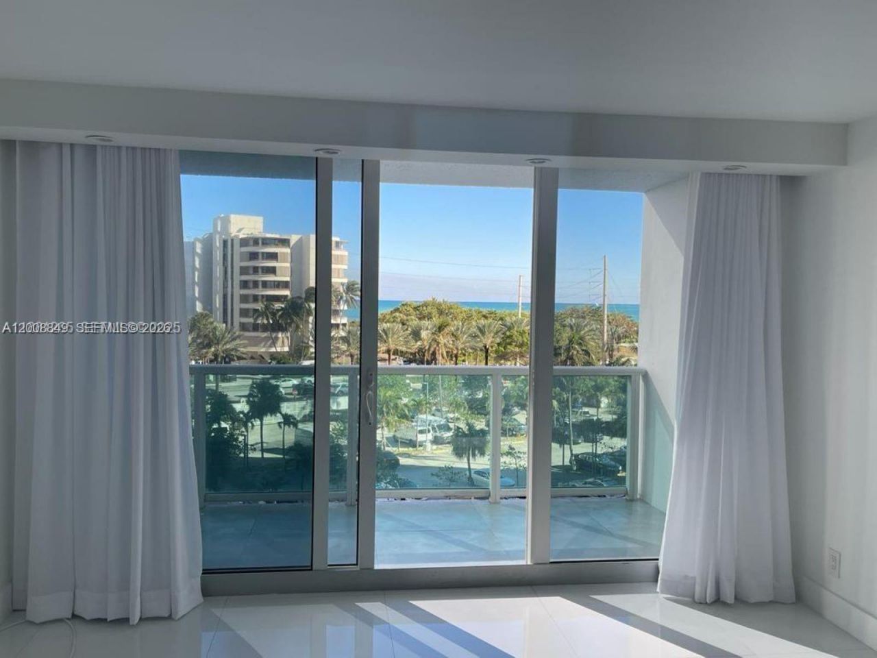 100 Bayview Dr, Unit 508, Sunny Isles Beach, FL 33160 Photo