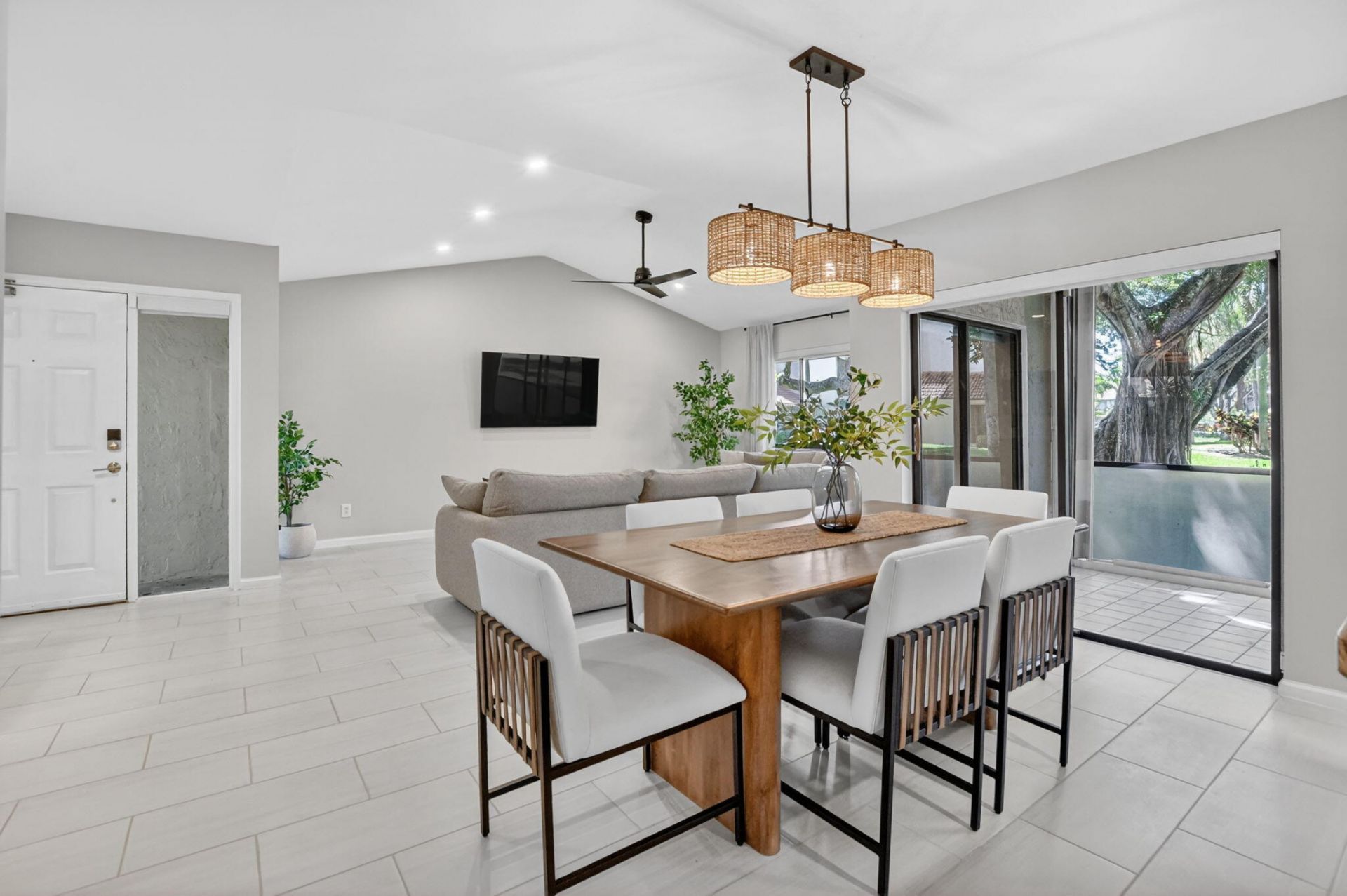 5530 Coach House Circle, Unit A, Boca Raton, FL 33486 Photo