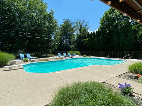 4994 Henderson Heights Road , Columbus, OH 43220