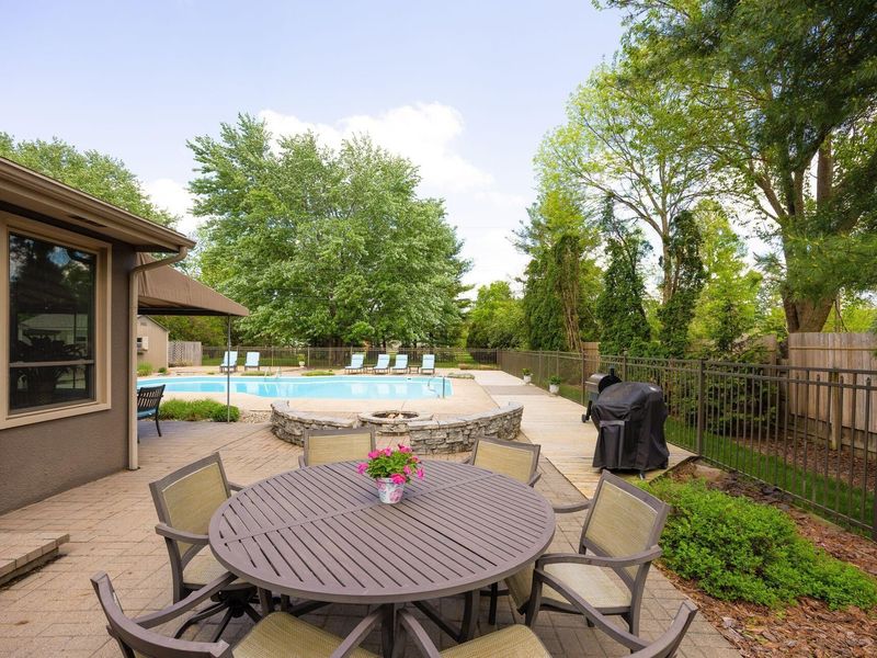 4994 Henderson Heights Road, Columbus, OH 43220 Photo 37