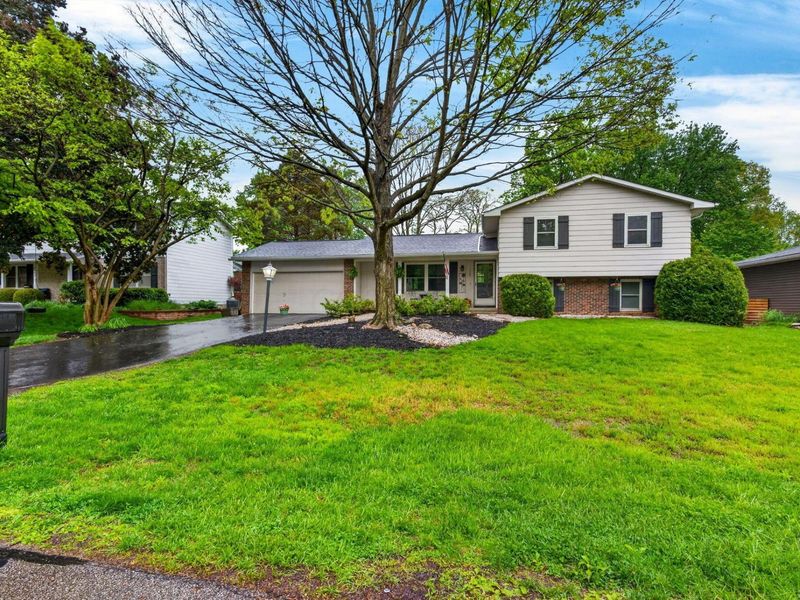2428 Merbrook Road, Columbus, OH 43235 Photo 1