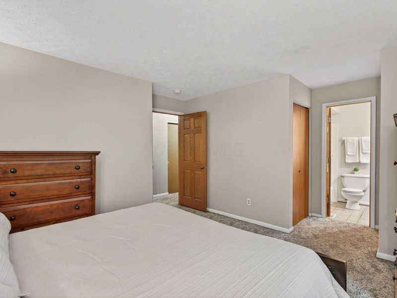2428 Merbrook Road, Columbus, OH 43235 Photo 14