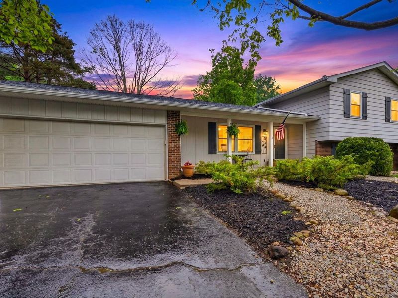 2428 Merbrook Road, Columbus, OH 43235 Photo 4