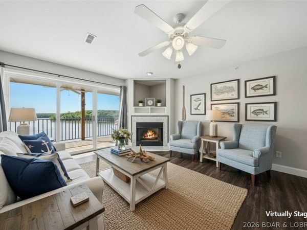 194 Park Place Lane , Unit 1F, Kaiser, MO 65047