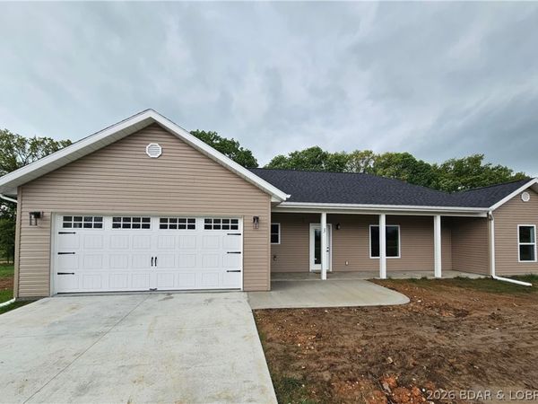 3 Oak Tree Lane , Eldon, MO 65026