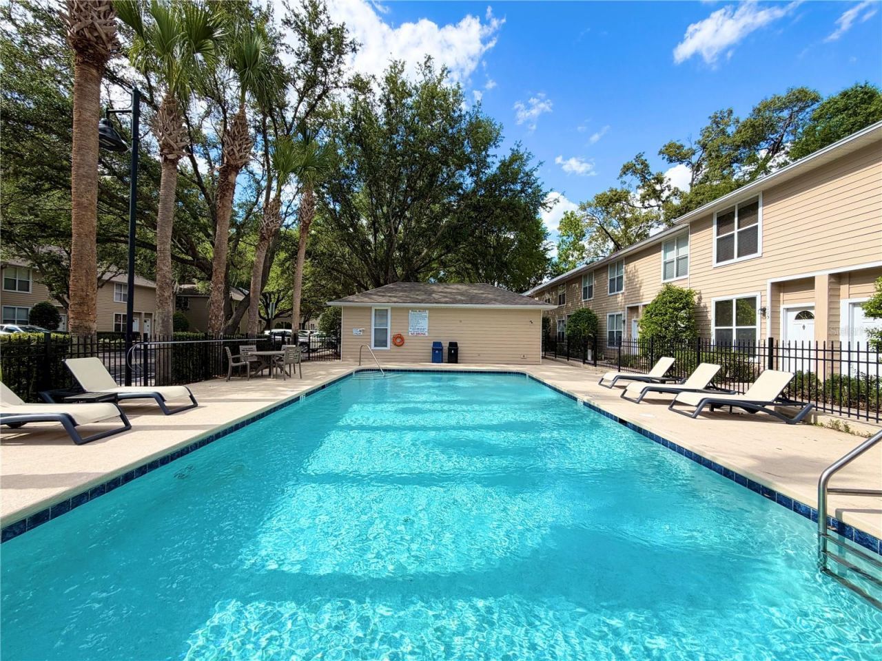 3575 SW 30th Way , Unit 121, Gainesville, FL 32608 Photo
