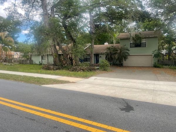 684 STRATFORD DRIVE , DELAND, FL 32724