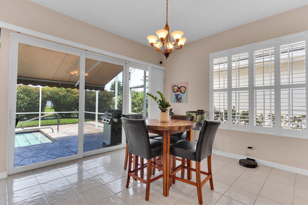 1071 Bedford Avenue, Palm Beach Gardens, FL 33403 Photo