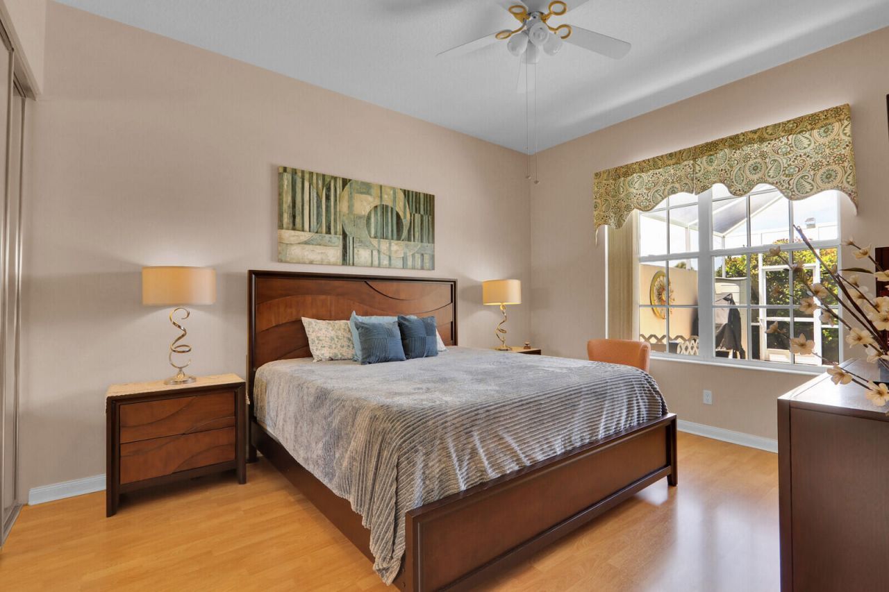 1071 Bedford Avenue, Palm Beach Gardens, FL 33403 Photo