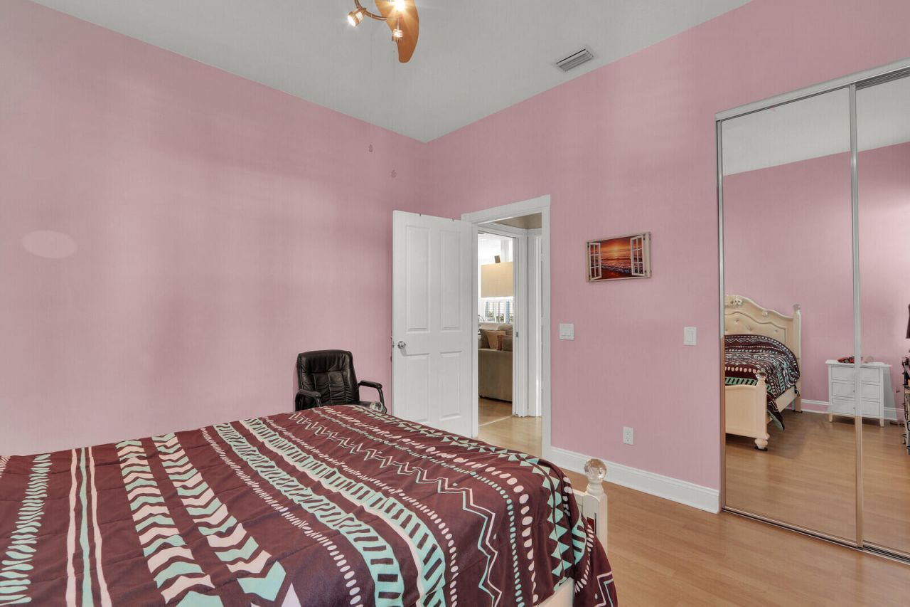 1071 Bedford Avenue, Palm Beach Gardens, FL 33403 Photo