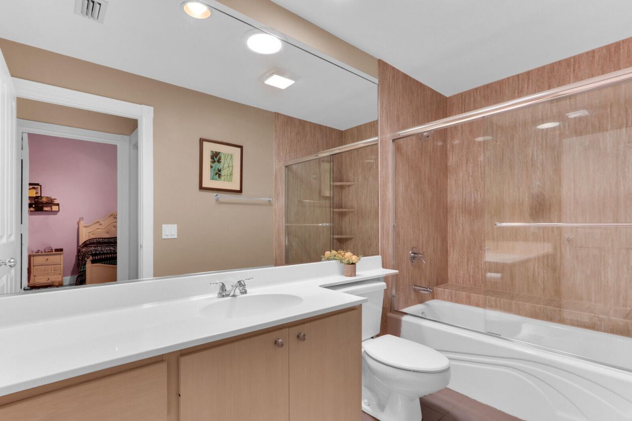 1071 Bedford Avenue, Palm Beach Gardens, FL 33403 Photo