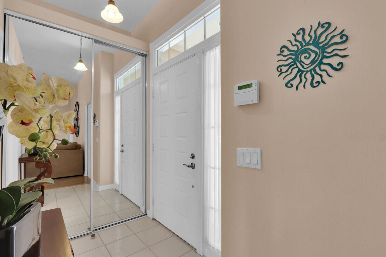 1071 Bedford Avenue, Palm Beach Gardens, FL 33403 Photo