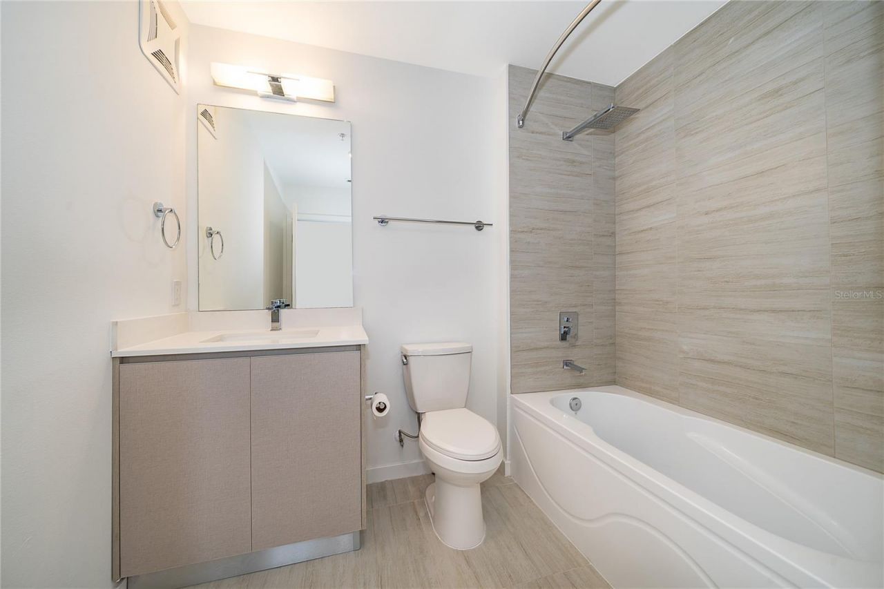 5579 Millenia Park Blvd , Unit 521, Orlando, FL 32839 Photo