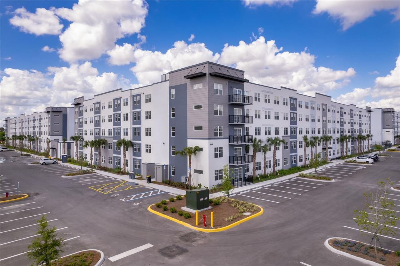 5579 Millenia Park Blvd , Unit 521, Orlando, FL 32839 Photo
