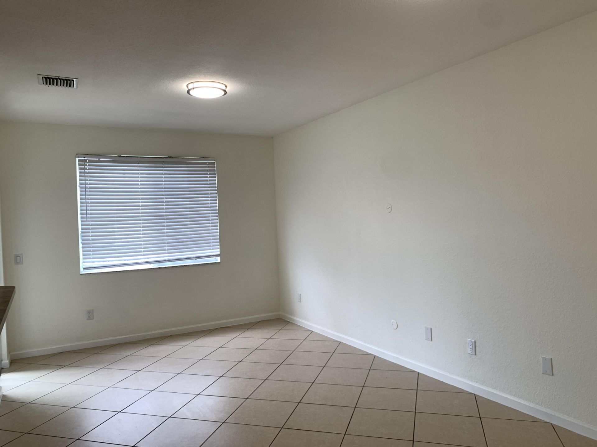 2013 Nassau Drive, Unit 3607, Riviera Beach, FL 33404 Photo