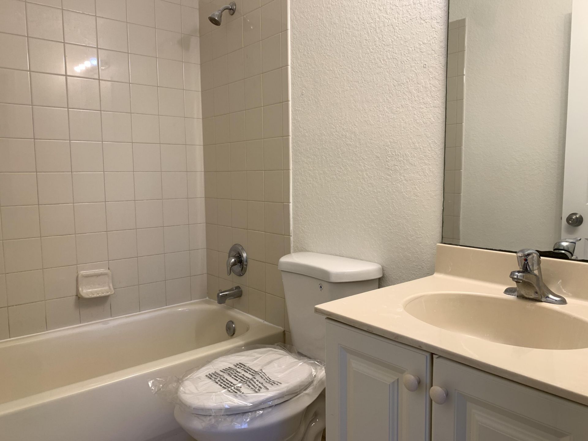 2013 Nassau Drive, Unit 3607, Riviera Beach, FL 33404 Photo