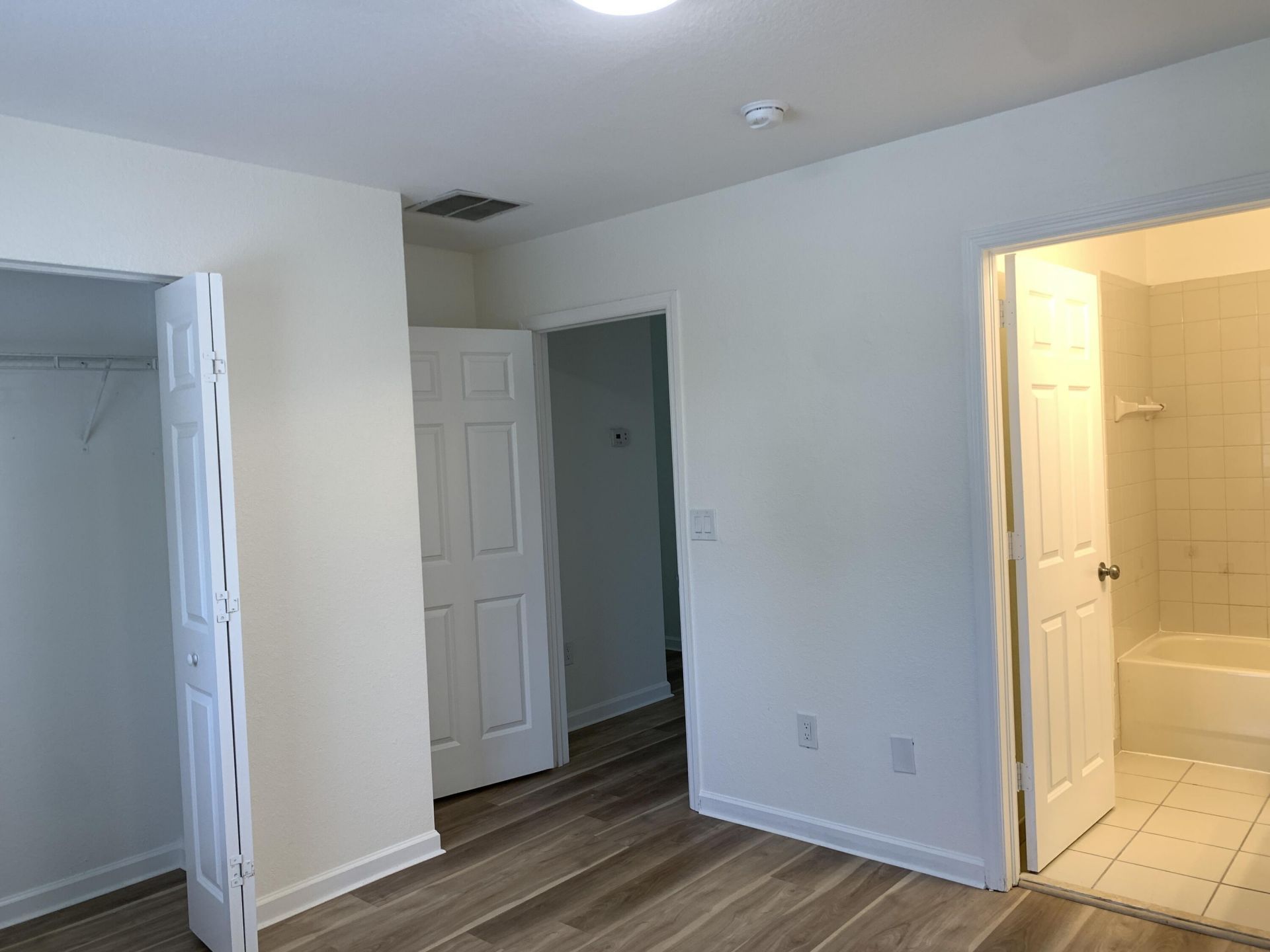 2013 Nassau Drive, Unit 3607, Riviera Beach, FL 33404 Photo