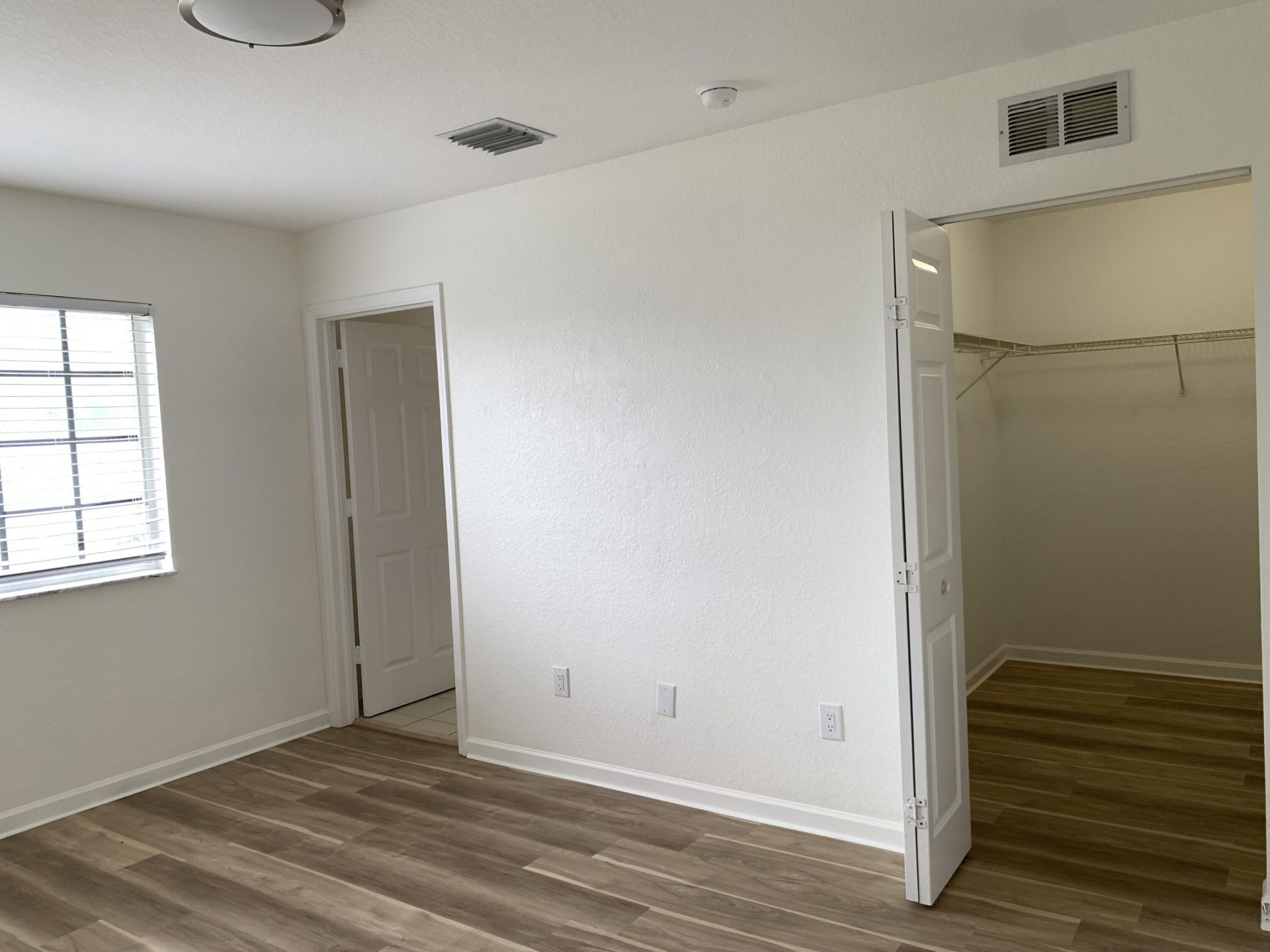 2013 Nassau Drive, Unit 3607, Riviera Beach, FL 33404 Photo