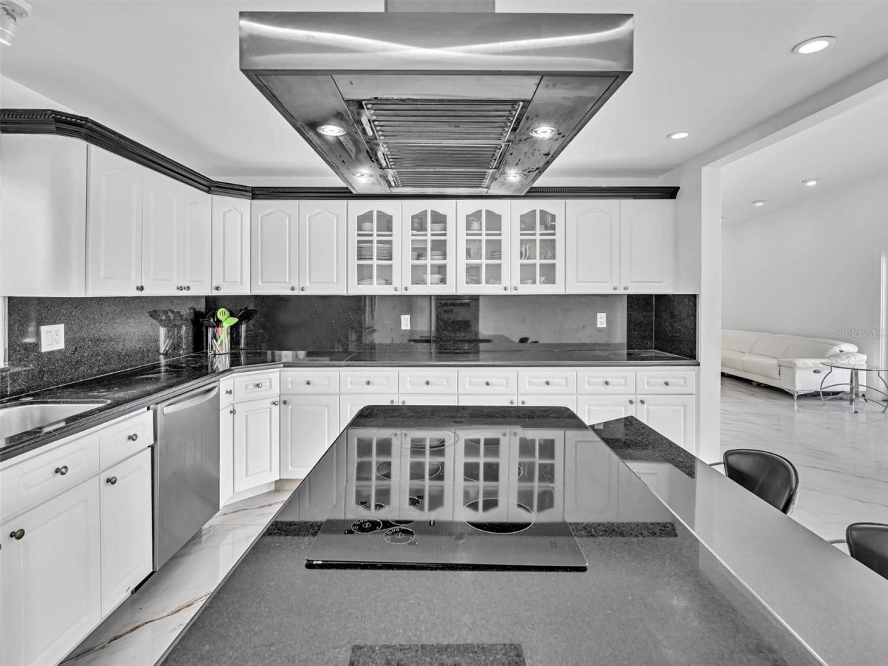 12904 Banyan Road , North Miami, FL 33181 Photo