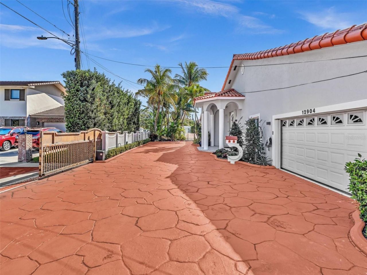 12904 Banyan Road , North Miami, FL 33181 Photo